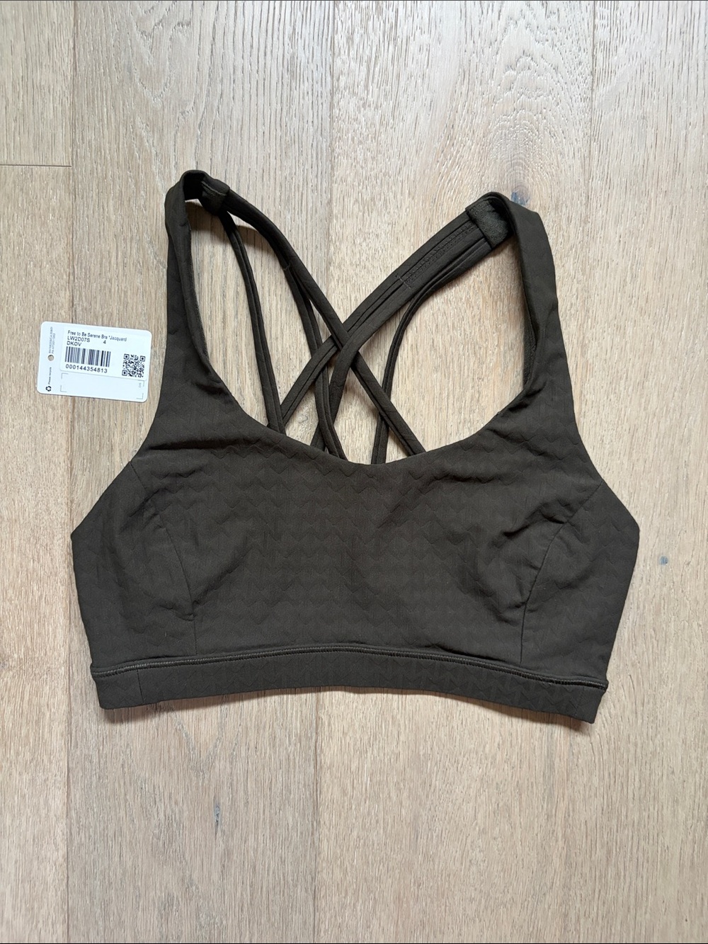 EUC free to be serene jacquard bra dark olive size 4 lululemon